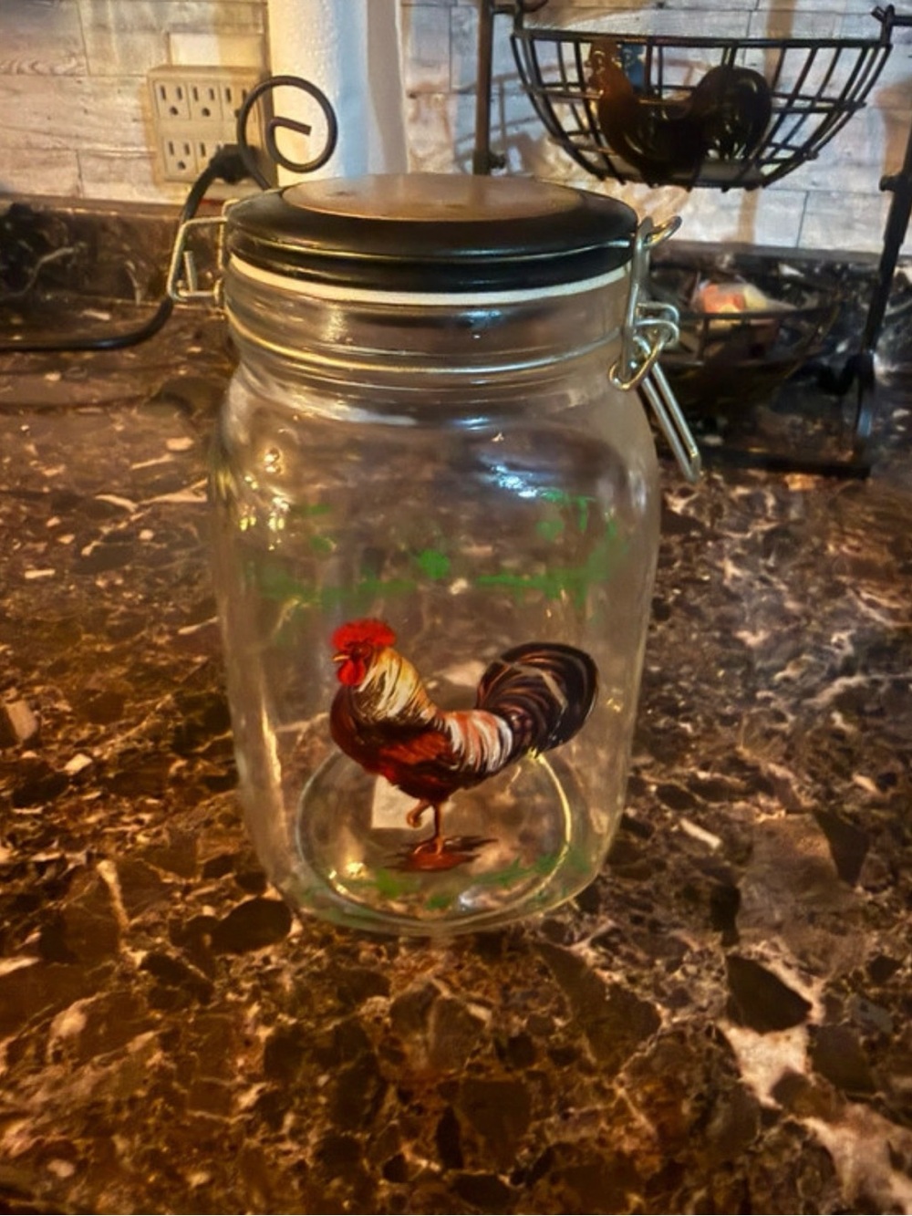 Glass jar